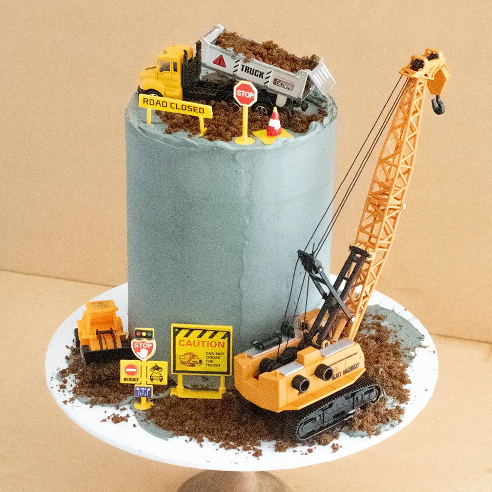 Construction Cake - Image 2